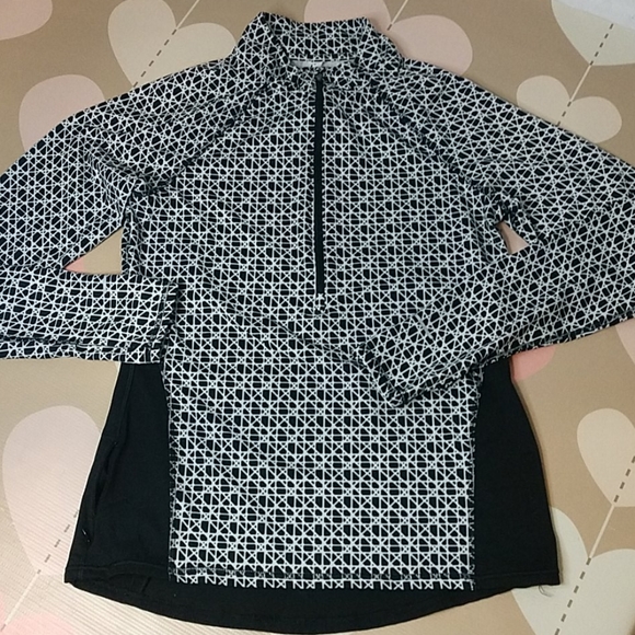 Champion Tops - Champion b&w half zip pullover. Size S